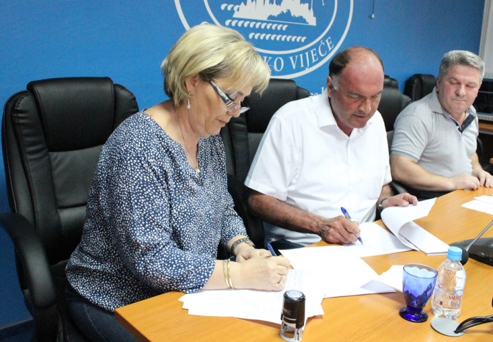 Potpisani ugovori za stručno osposobljavanje nezaposlenih osoba