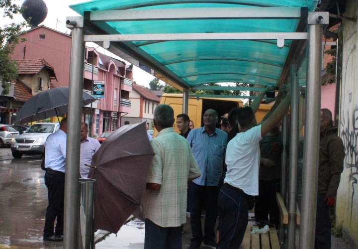 Postavljene nadstrešnice na autobuskim stajalištima