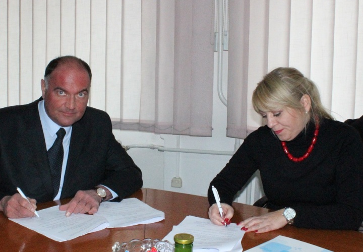 Poziv za uključivanje u projekat „Osnaživanje žena za akcije u zajednici“ na području Općine Živinice