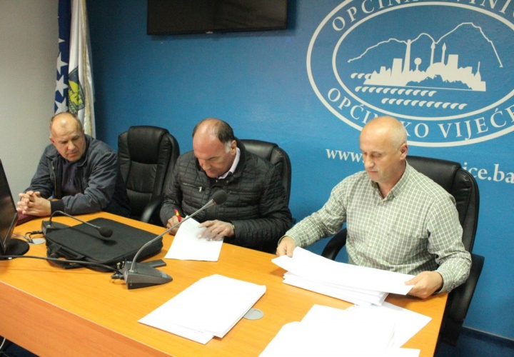 Potpisani ugovori za projekte asfaltiranja po Programu “marka na marku”