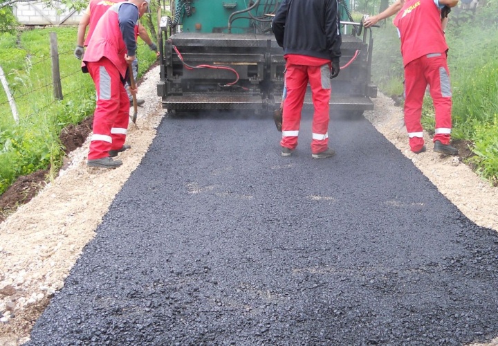 Asfaltirane nove dionice puta u MZ Višća Gornja