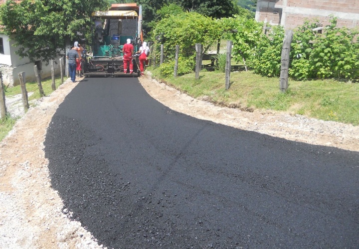 U Mjesnoj zajednici Podgajevi asfaltirana nova dionica puta