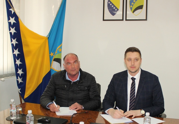 Potpisan ugovor za finansiranje projekta izgradnje sekundarne mreže toplifikacije na području Grada Živinice