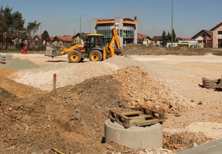 Počela izgradnja parking prostora kod Gradske dvorane u Gradu Živinice
