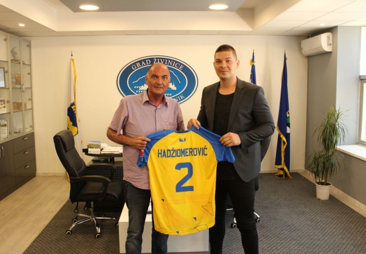 Gradonačelnik Samir Kamenjaković upriličio prijem za rukometnog reprezentativca Gafara Hadžiomerovića