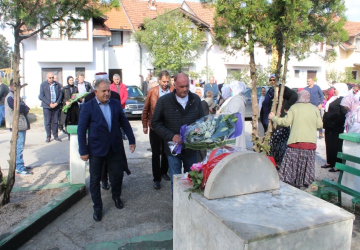 Obilježena godišnjica stradanja civila u naselju Karaula