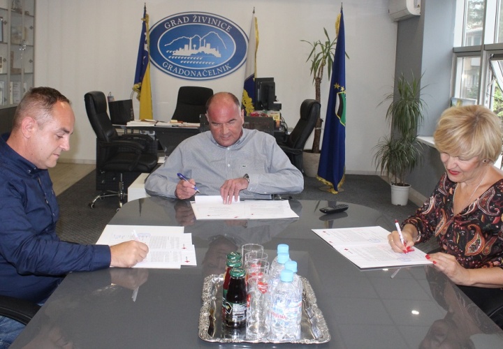 Potpisan ugovor za nastavak projekta projekata „Njega i pomoć u kući“