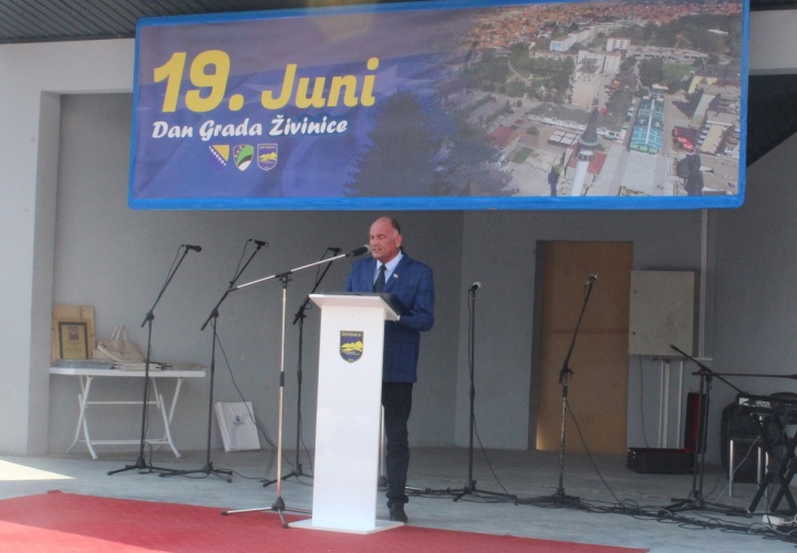 Svečano obilježen 19. juni – Dan Grada Živinica
