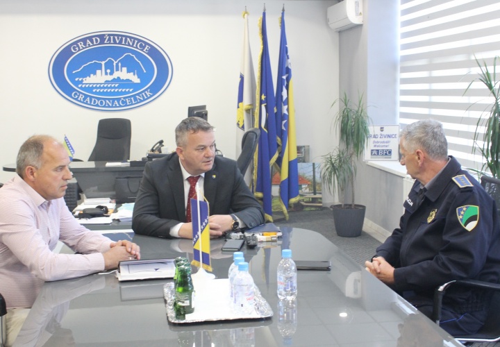 Sastanak sa komadirom PU Živinice povodom sigurnosne situacije