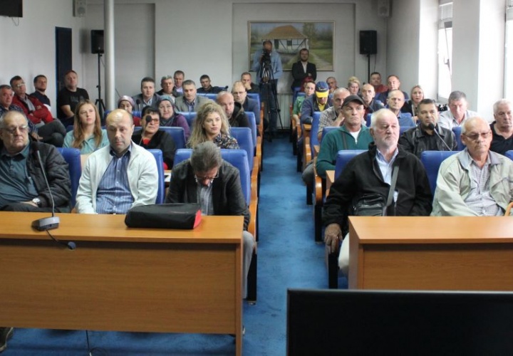 Potpisani  ugovori sa predstavnicima 48 nevladinih organizacija
