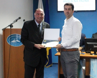 20062018_8 20062018_8